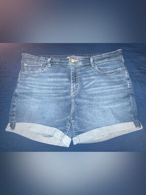 Signature by Levi Strauss Mid-Blue Rolled Cuff Denim Shorts